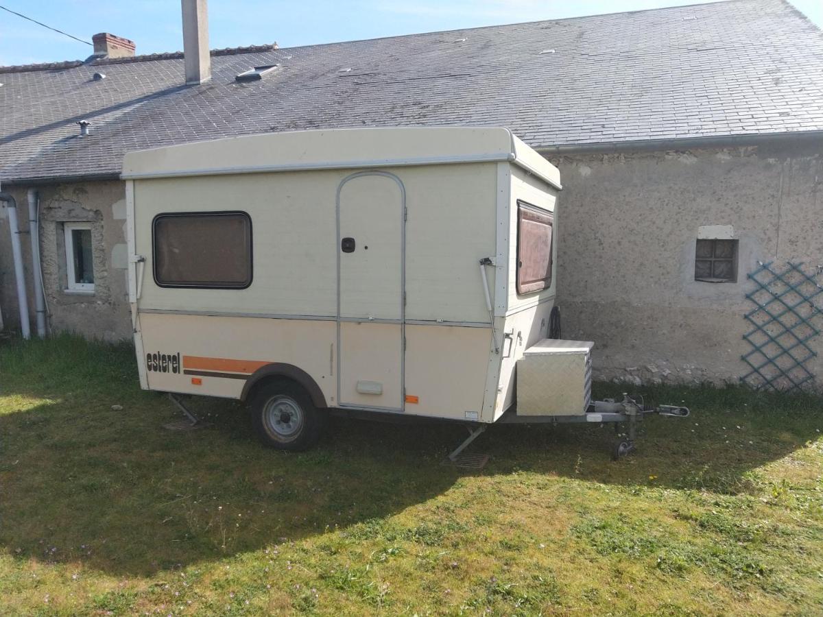 Apartamento Au Bon Acceuil Channay-sur-Lathan Exterior foto