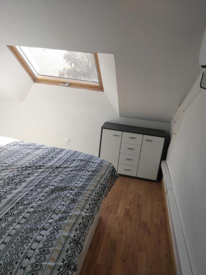 Apartamento Au Bon Acceuil Channay-sur-Lathan Exterior foto